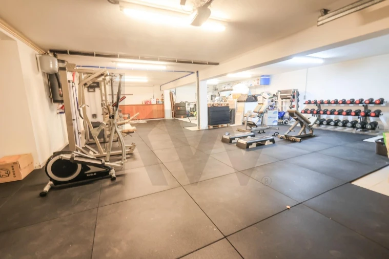 Moradia T5 para Venda em São Silvestre Foto 48