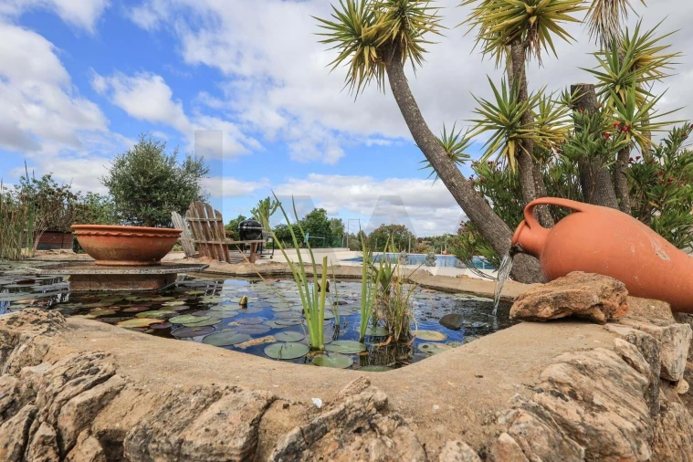 Moradia T5 para Venda em São Silvestre Foto 10