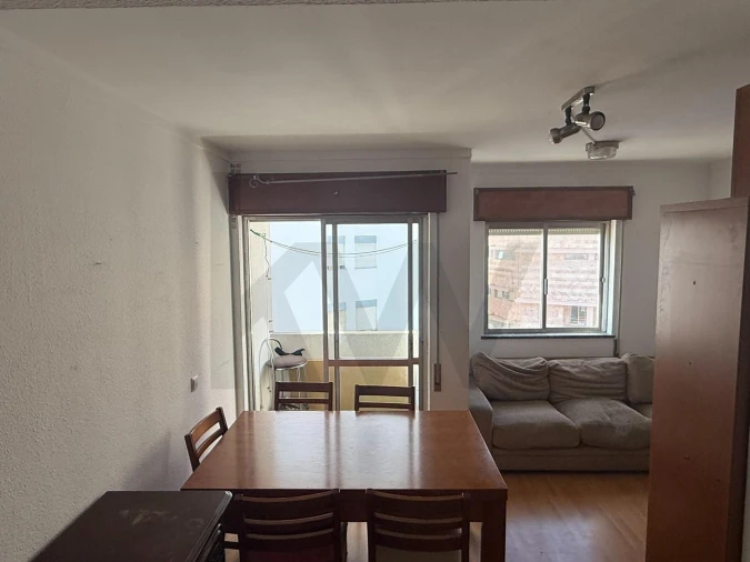 Apartamento T2 para Venda em Portimão Foto 9