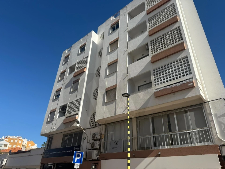 Apartamento T2 para Venda em Portimão Foto 1