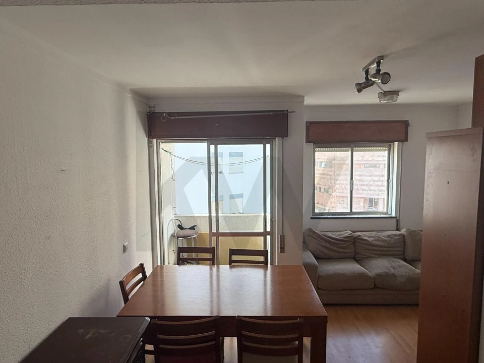 Apartamento T2 para Venda em Portimão Foto 9