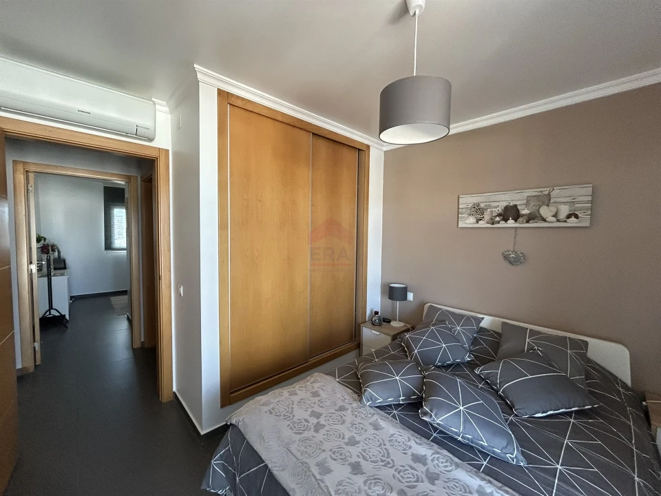 Apartamento T2 para Venda em Vila Real de Santo Antonio Foto 5