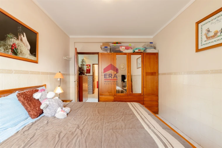 Apartamento T0 para Venda em Olhão Foto 19