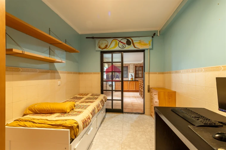 Apartamento T0 para Venda em Olhão Foto 13