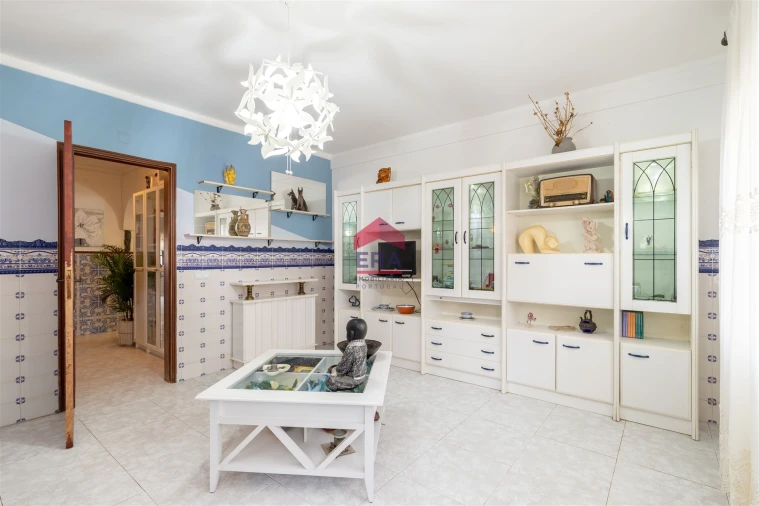 Apartamento T0 para Venda em Olhão Foto 10