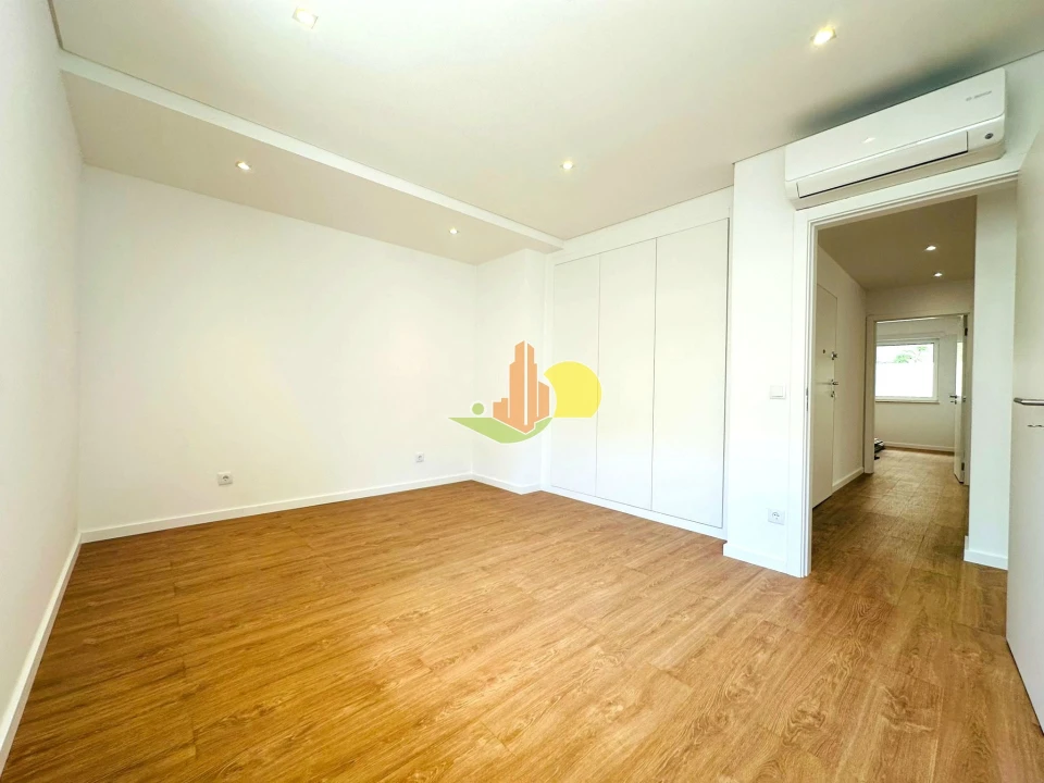 Apartamento T3 para Venda em Buarcos Foto 24