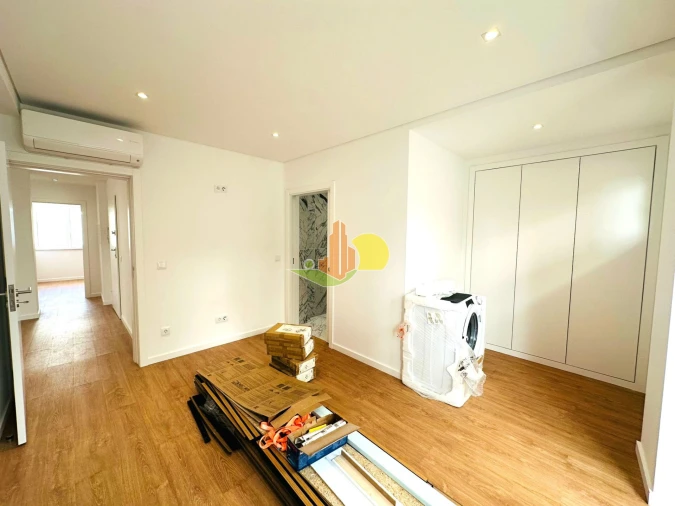 Apartamento T3 para Venda em Buarcos Foto 13