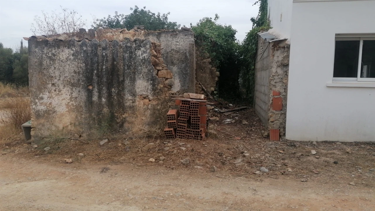 Terreno para Venda em Moncarapacho e Fuseta Foto 2