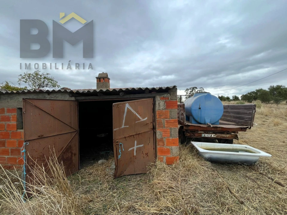 Quinta T0 para Venda em Monforte da Beira Foto 5