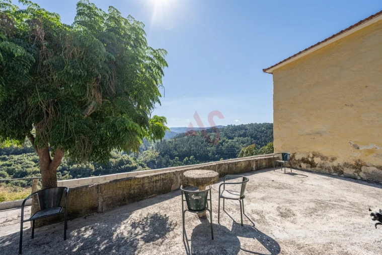 Quinta T3 para Venda em Souselo Foto 6