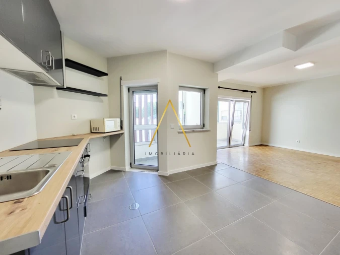 Apartamento T3 para Venda em Viseu Foto 2