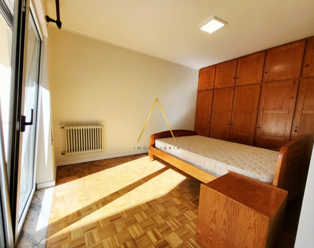 Apartamento T3 para Venda em Viseu Foto 8