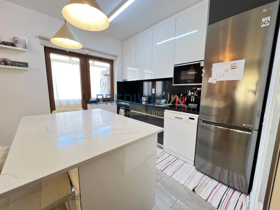 Apartamento T2 para Venda em Vilar de Pinheiro Foto 7