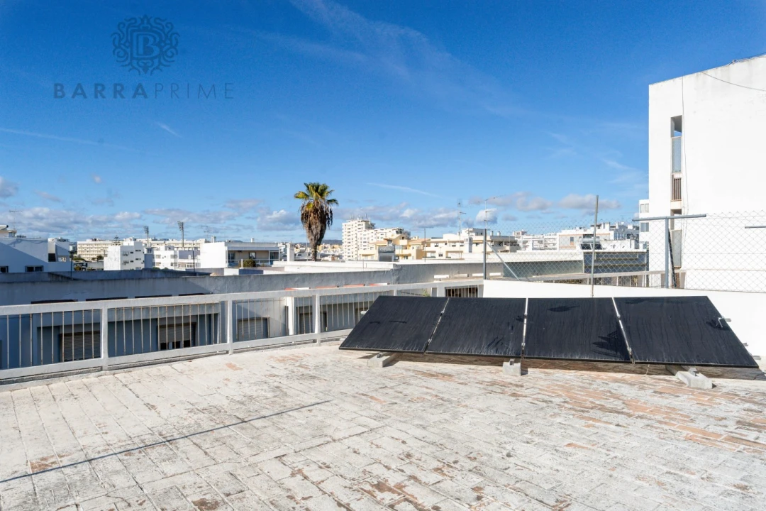 Moradia T4 para Venda em Faro (Sé e São Pedro) Foto 28
