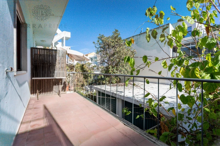 Moradia T4 para Venda em Faro (Sé e São Pedro) Foto 25