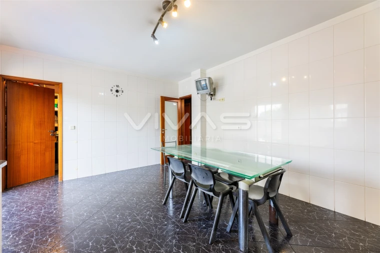 Moradia T3 para Venda em Turiz Foto 10