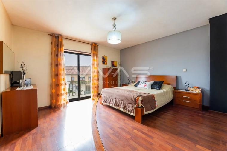 Moradia T3 para Venda em Turiz Foto 23