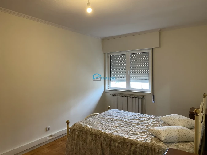 Apartamento T3 para Arrendamento em Nossa Senhora da Conceição, São Pedro e São Dinis Foto 8