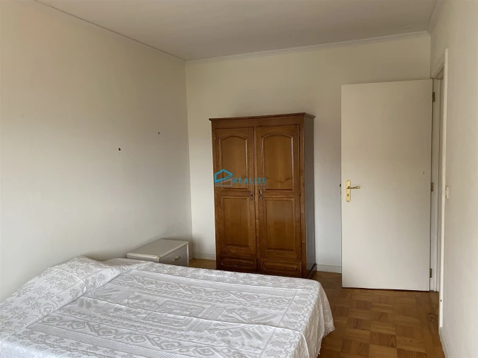 Apartamento T3 para Arrendamento em Nossa Senhora da Conceição, São Pedro e São Dinis Foto 5