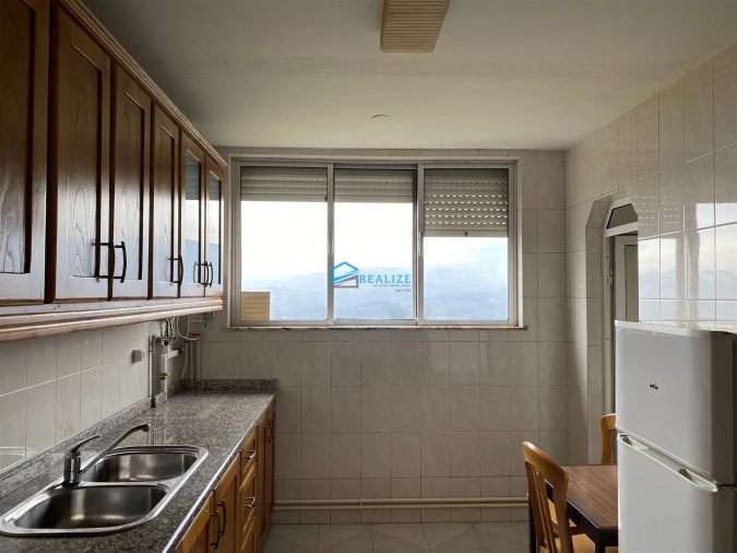 Apartamento T3 para Arrendamento em Nossa Senhora da Conceição, São Pedro e São Dinis Foto 22