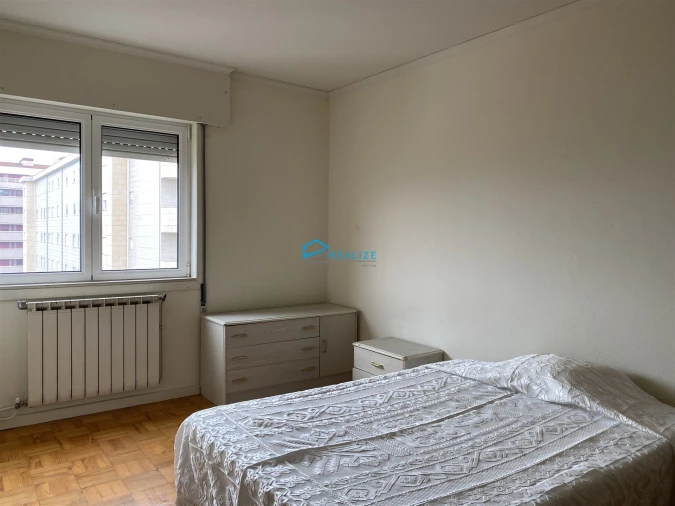 Apartamento T3 para Arrendamento em Nossa Senhora da Conceição, São Pedro e São Dinis Foto 3