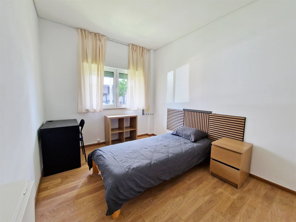 Apartamento T5 para Venda em Viseu Foto 27