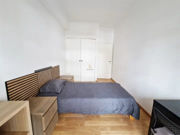 Apartamento T5 para Venda em Viseu