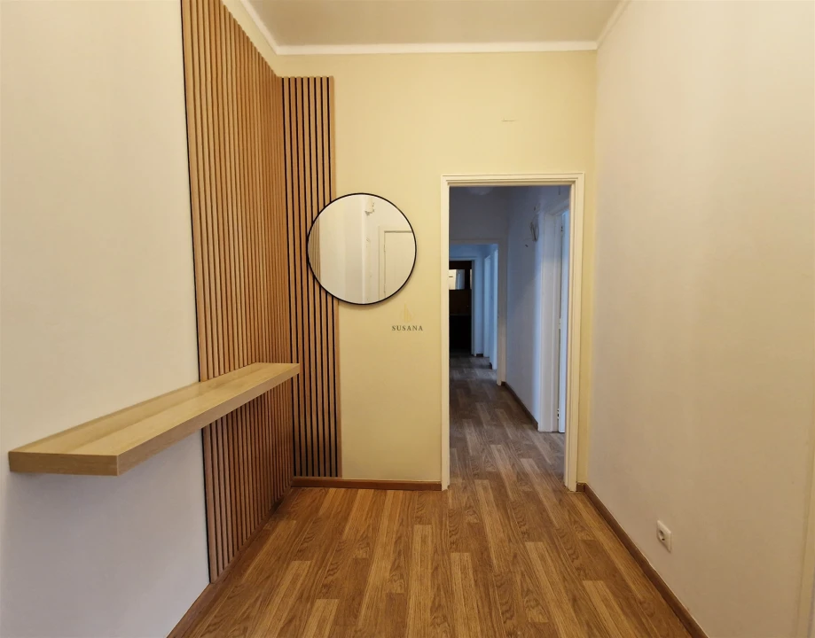 Apartamento T5 para Venda em Viseu Foto 11