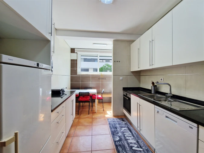 Apartamento T5 para Venda em Viseu Foto 6