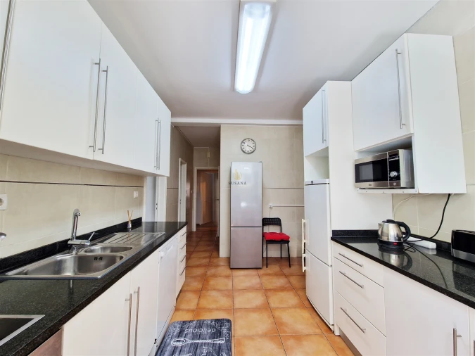 Apartamento T5 para Venda em Viseu Foto 8