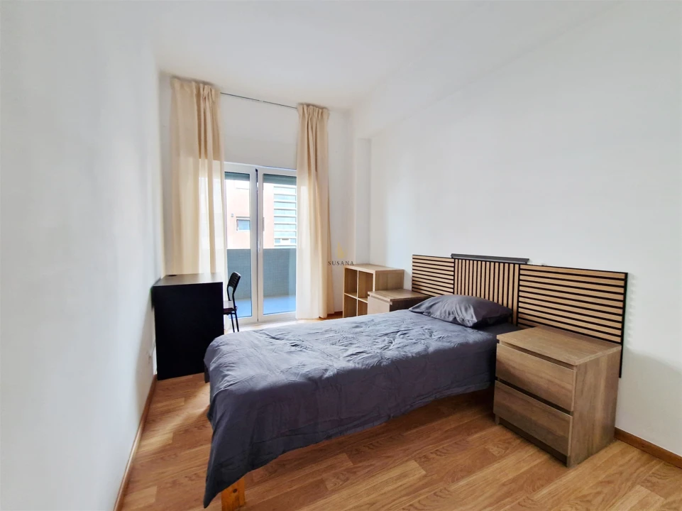 Apartamento T5 para Venda em Viseu Foto 19