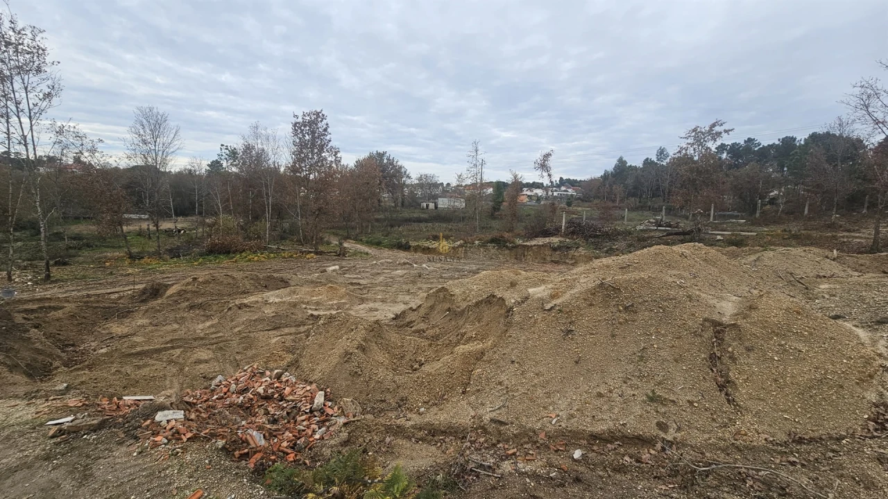 Terreno para Venda em Rio de Loba Foto 1