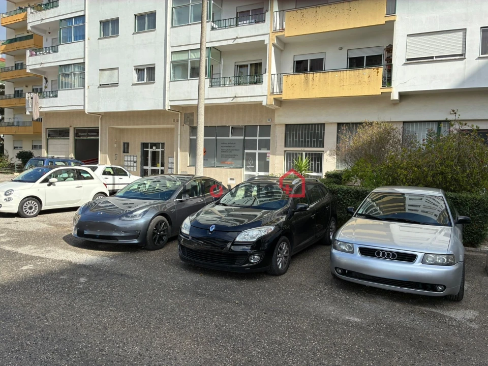 Loja para Venda em Marrazes e Barosa Foto 5