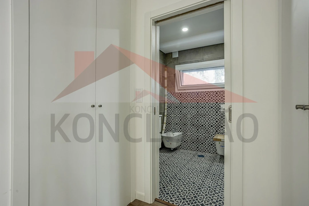 Moradia T4 para Venda em Santa Iria de Azoia, São João da Talha e Bobadela Foto 17