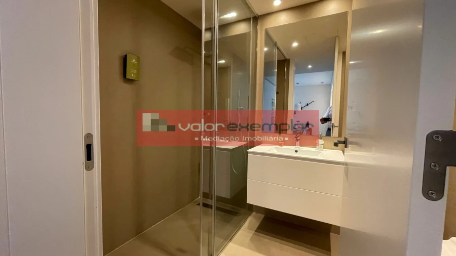 Apartamento T1 para Venda em Alcochete Foto 11