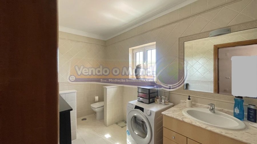 Moradia T4 para Venda em Vila Franca de Xira Foto 12