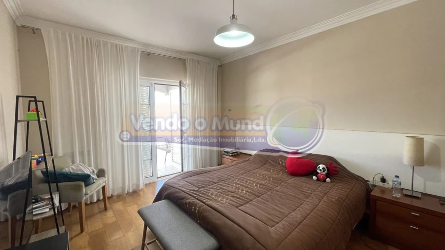 Moradia T4 para Venda em Vila Franca de Xira Foto 7