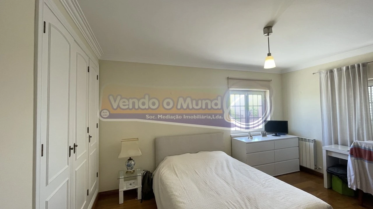 Moradia T4 para Venda em Vila Franca de Xira Foto 10