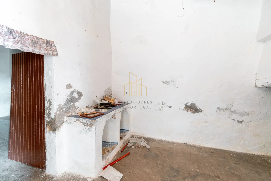 Moradia T3 para Venda em Santiago Maior Foto 5