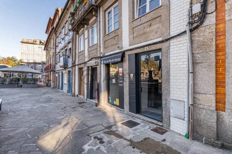 Apartamento T0 para Venda em Braga (Maximinos, Sé e Cividade) Foto 18