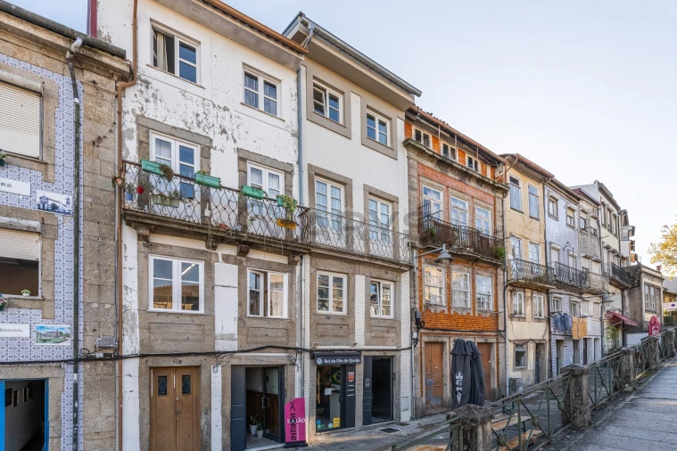 Apartamento T0 para Venda em Braga (Maximinos, Sé e Cividade) Foto 14