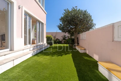 Moradia T5 para Venda em Aldoar, Foz do Douro e Nevogilde