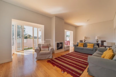 Moradia T5 para Venda em Aldoar, Foz do Douro e Nevogilde