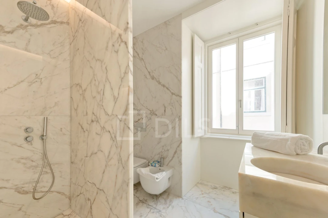 Apartamento T3 para Venda em Santa Maria Maior Foto 43