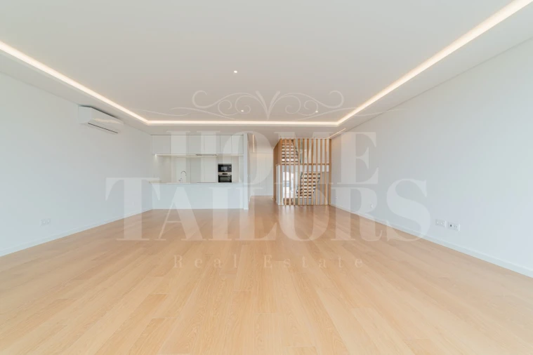 Moradia T4 para Venda em Ericeira Foto 8