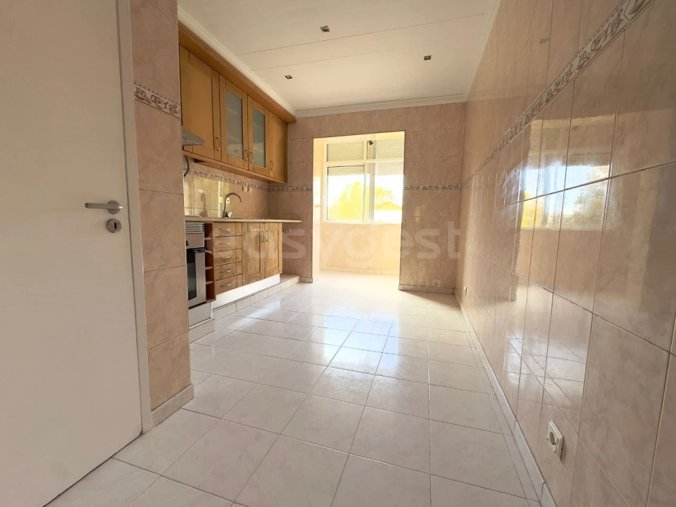 Apartamento T2 para Venda em Baixa da Banheira e Vale da Amoreira Foto 11