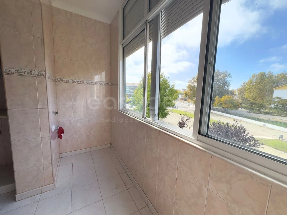 Apartamento T2 para Venda em Baixa da Banheira e Vale da Amoreira Foto 15