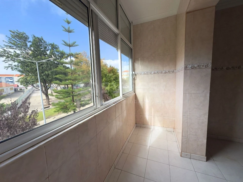 Apartamento T2 para Venda em Baixa da Banheira e Vale da Amoreira Foto 16
