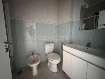 Apartamento T2 para Venda em Baixa da Banheira e Vale da Amoreira