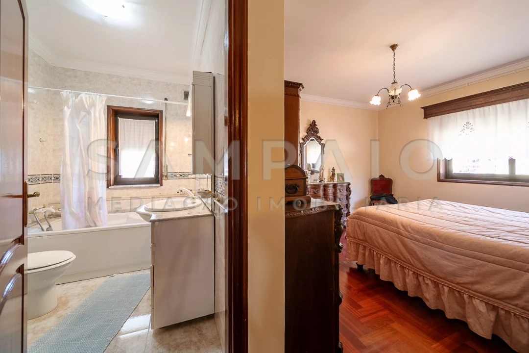 Moradia T6 para Venda em Gondomar (São Cosme), Valbom e Jovim Foto 36